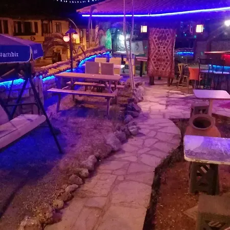 Orkide Hotel